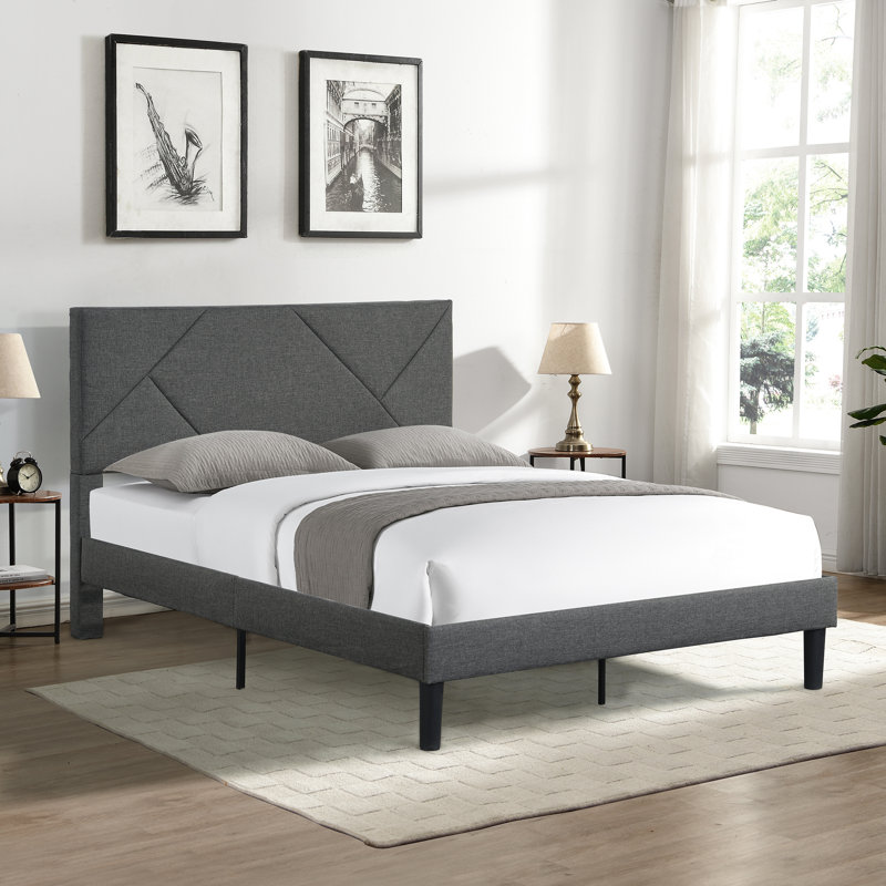 Structure de lit double avec tête de lit tapissier grise, support à lattes de bois, sans sommier, base de matelas, couleur de la base, lattes, sommier, ressorts requis
