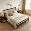 Lit de style traditionnel avec tête et pied de lit, lit en bois de pin avec cadre renforcé, front-129699235-129699236