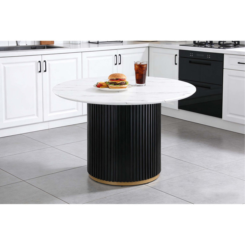 Table de salle à manger de 46 pouces en faux marbre, base en métal noir Wave avec décoration dorée - pouvant accueillir 4 personnes pour la cuisine et la salle à manger