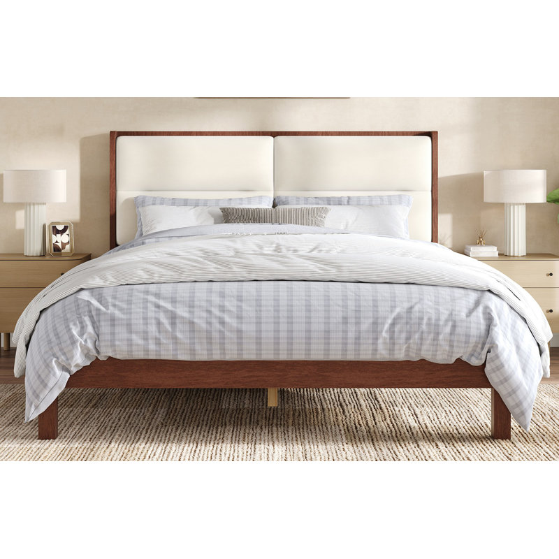 Structure de lit plateforme en bois massif de très grande taille avec tête de lit tapissier en velours beige, espresso, sans sommier tapissier 