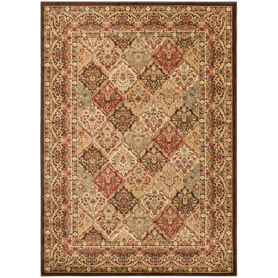 Tapis oriental chocolat Berniece