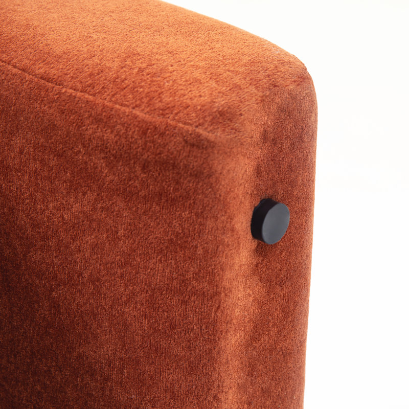Fauteuil demi-tonneau rembourré Esly, Chenille terre cuite