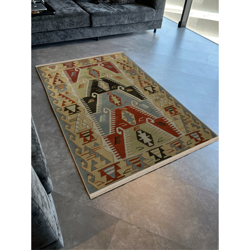Tapis décoratif multicolore à motif frangé