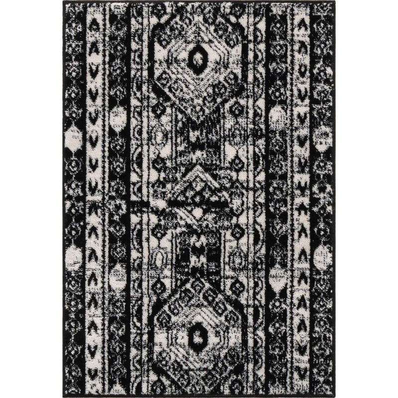 Ibaad Geometric Indoor Rug, Rectangle 2'2" x 3'1"