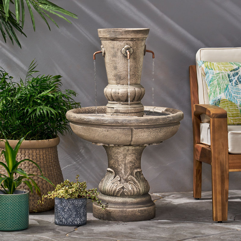 Fontaine d'extérieur à 35 jets 35,5 "High Frederick