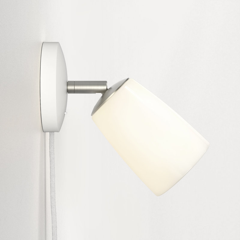 Carlton 1 - Light Spotlight, Plug-in