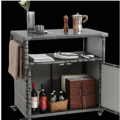 Chariot-bar d'extérieur en osier, avec chariot de service de boissons sur terrasse roulant, table de bar à roulettes en osier avec auvent en verre, adapté pour les balcons, les cours, les jardins, les fêtes au bord de la piscine, brun clair