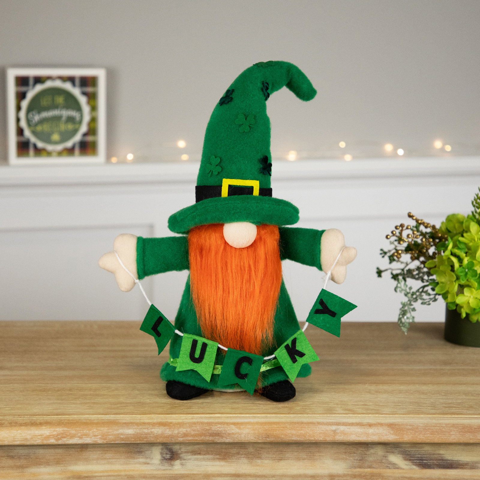 St. Patrick's Day Patriotic Figurines & Collectibles