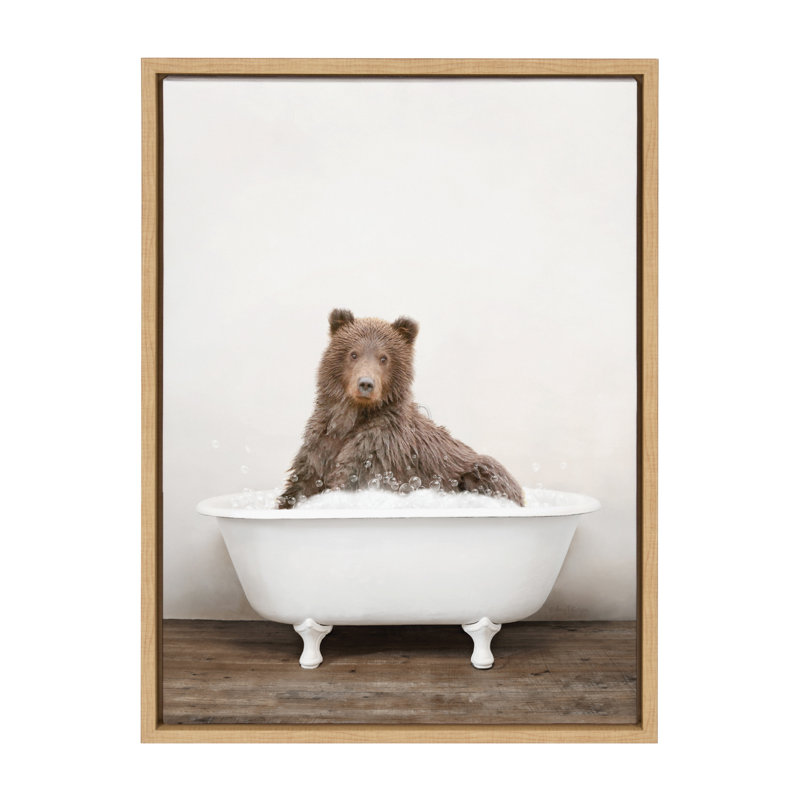 «Bear Rustic Bubble Bath» par Amy Peterson, reproduction d'art sur toile encadrée, Cadre brun clair