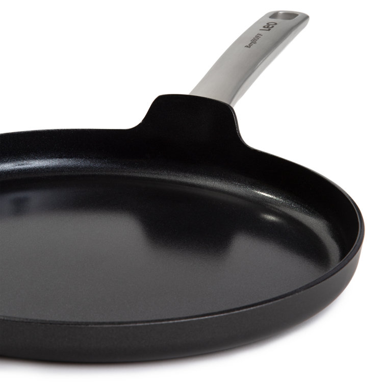 https://assets.wfcdn.com/im/10992966/resize-h755-w755%5Ecompr-r85/2611/261138633/BergHOFF+Graphite+3Pc+Non-stick+Ceramic+Specialty+Cookware+Set%2C+Sustainable+Recycled+Material.jpg
