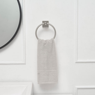 5-Pieces Bathroom Hardware Set Stainless Steel Bathroom Accessories Set Wall Mounted Towel Bar Bathroom Hardware Sets