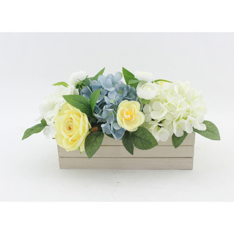 Arrangement de roses hydrangearanunculus