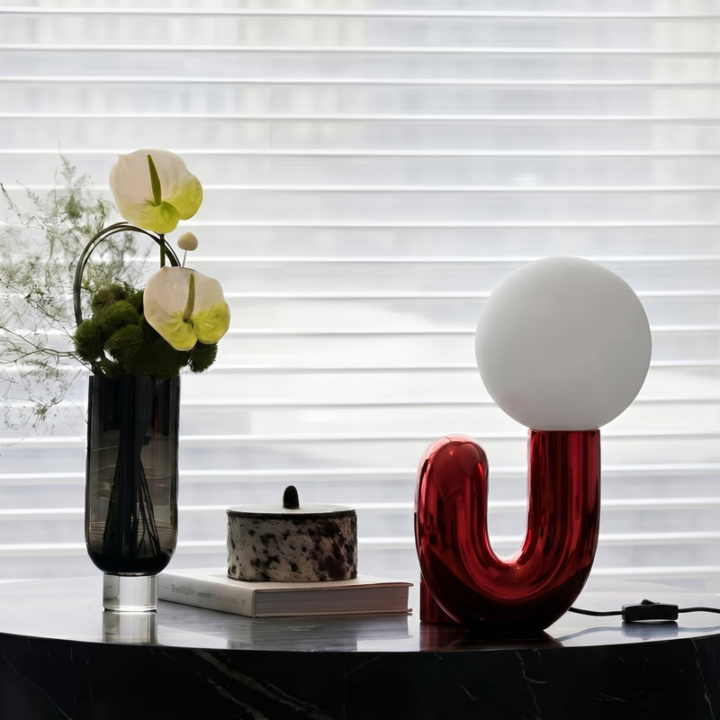Lampe de table en résine Verda, Rouge