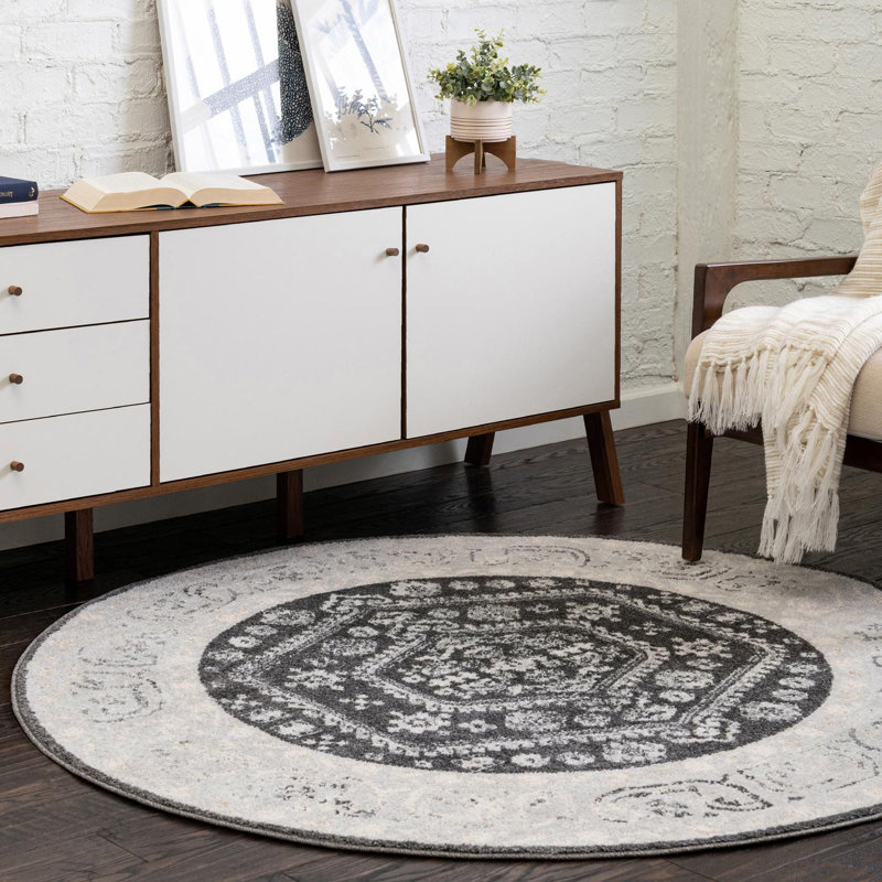 Akins Oriental Indoor Rug, Runner 2' x 6'