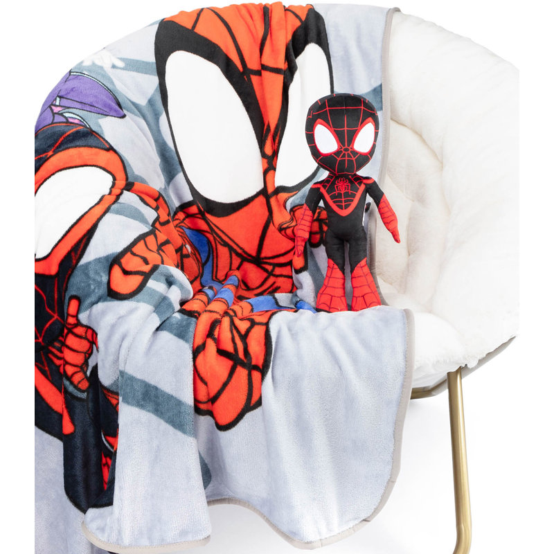 Spidey & Friends - Miles Morales Travel Throw Set