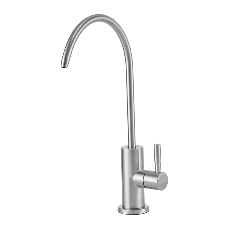 Metro Lane Kitchen Faucet