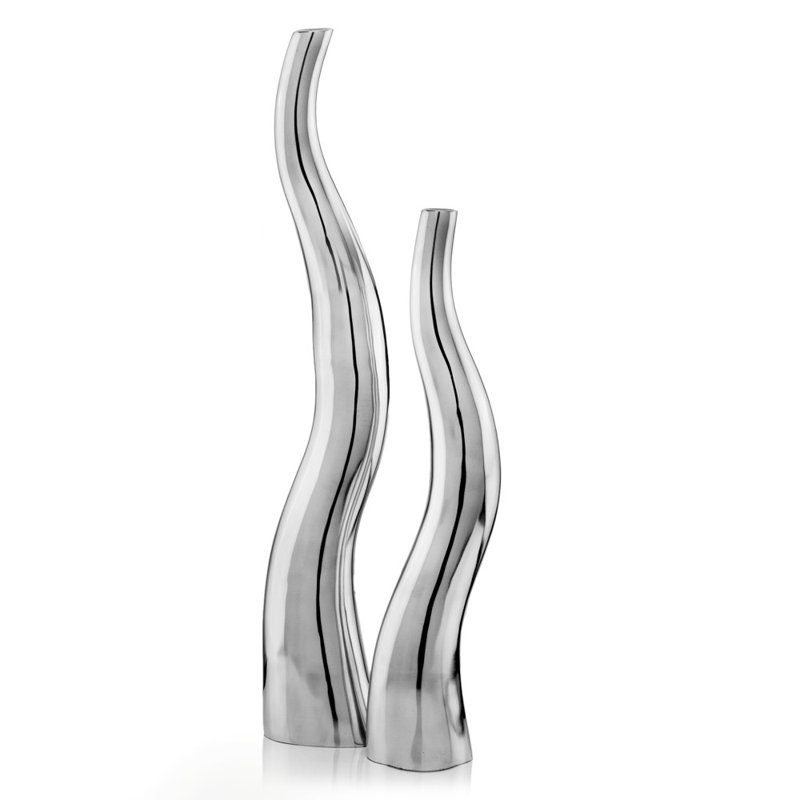 Roarke (ensemble de 2) grands vases modernes argentés ondulés, 32" H x 6" W x 3.5" D