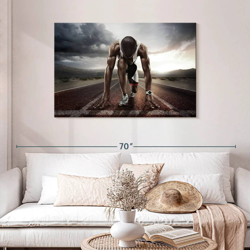 Sireci Track Sprinter, 30" H x 45" W