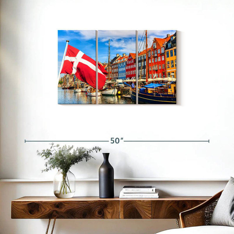 Bateaux Mehar Copenhagen Port, H 20 po x l 33 po