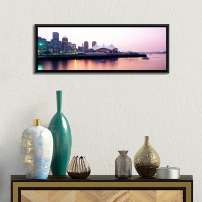 Panoramique, «Skyscrapers at the Waterfront, Charles River, Boston, Massachusetts», reproduction de photo sur toile