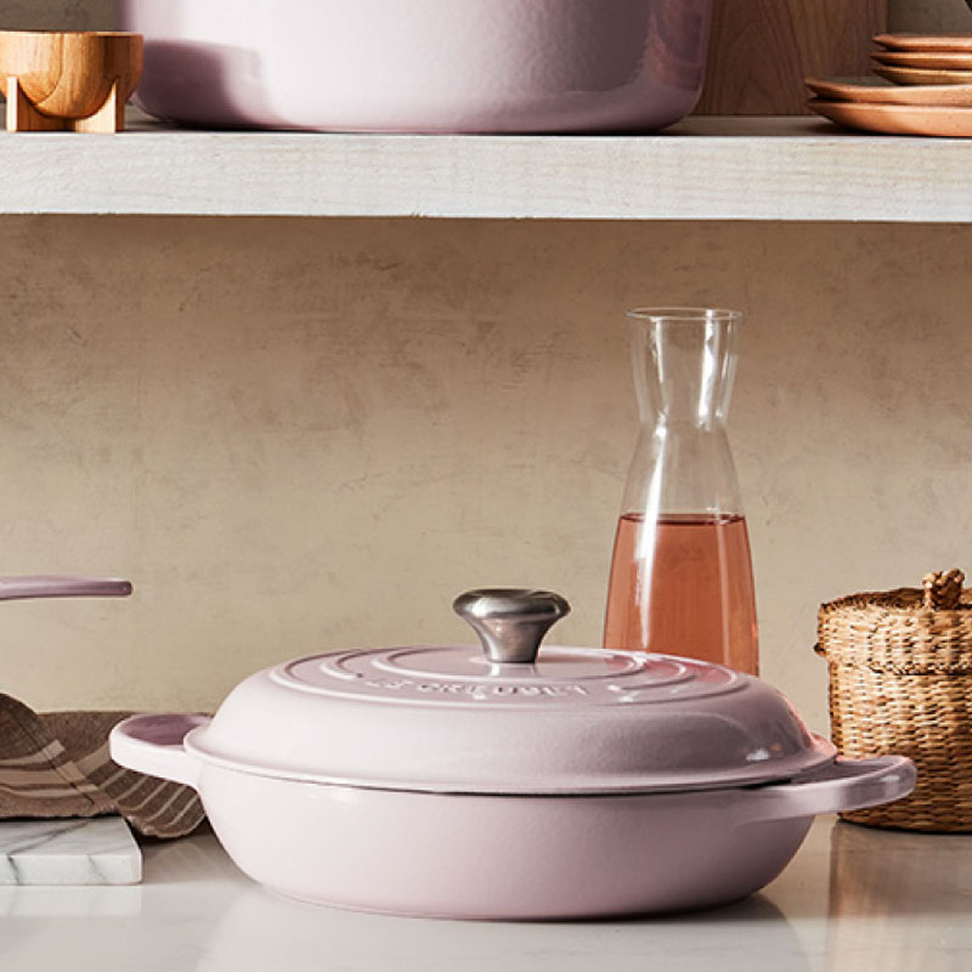 Le Creuset Signature Enameled Cast Iron Braiser with Lid, Shallot, 3.5 quarts