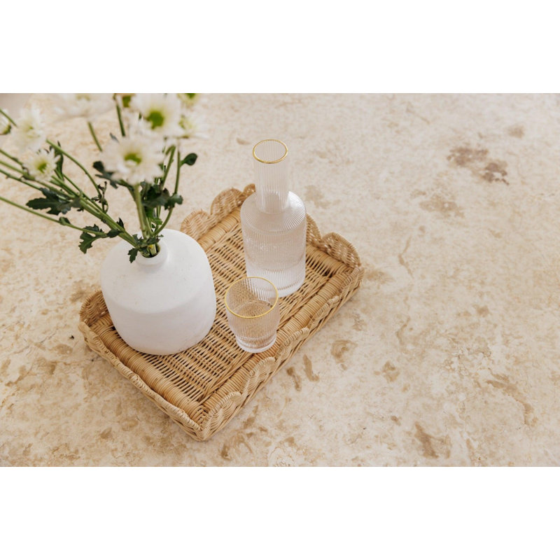 Plateau rectangulaire en rotin festonné - Plateau de service et décoratif en osier tissé à la main