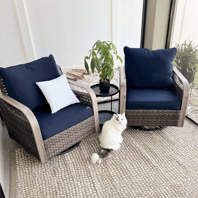 Fauteuil oscillant d'extérieur en osier Teag