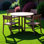 Ensemble repas 5 pièces pour l'extérieur avec 4 chaises en bois d'acacia, table de salle à manger ronde de 47,2 po à lattes, idéale pour les patios, les jardins, les bords de piscine, les pelouses et les espaces intérieurs