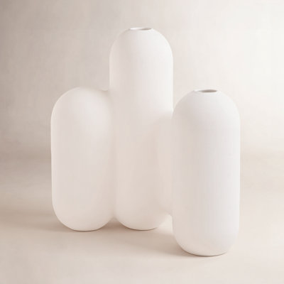 Siobhan 6.3'' Handmade Ceramic Table Vase