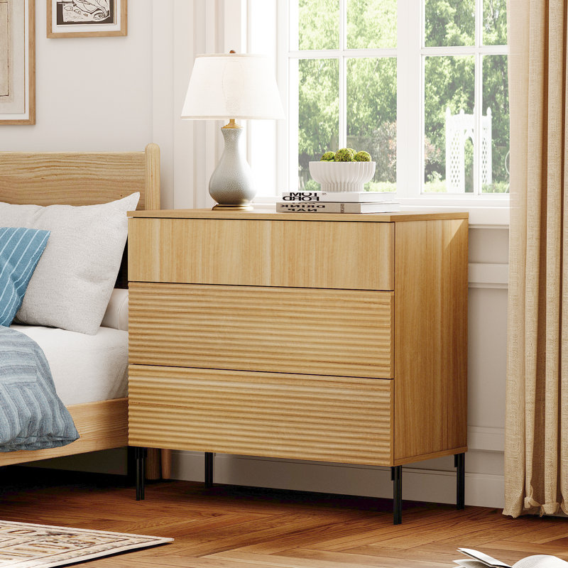 Table de chevet rustique moderne en bois avec 3 tiroirs, grande table de bout 31,5 po Union, table de chevet Reeded Design