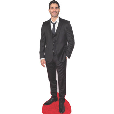 SC2592 Tyler Hoechlin Red Carpet Cardboard Cutout Standee Standup