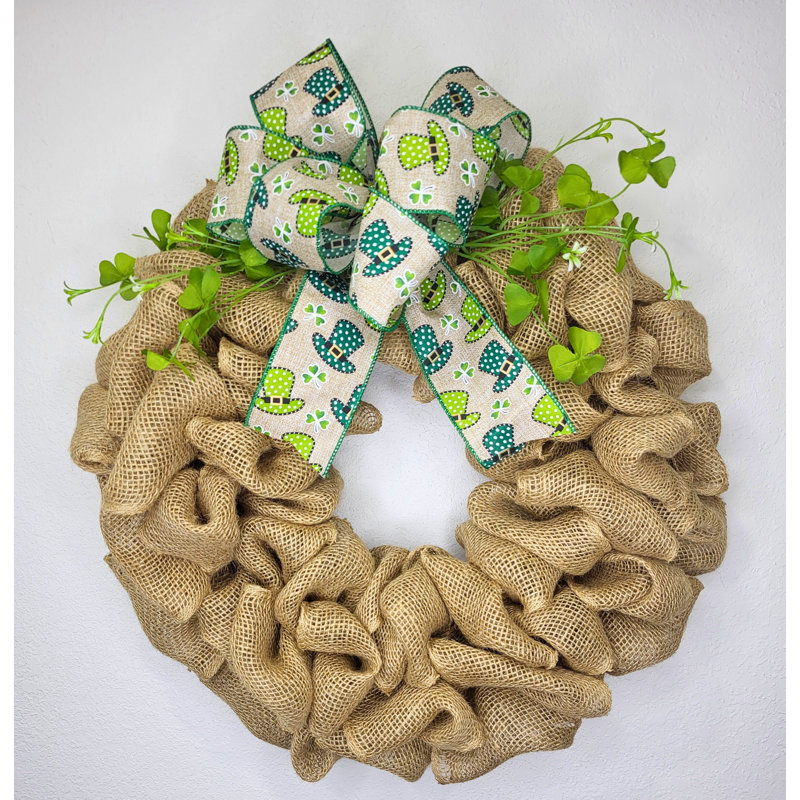 Faux Clover 22'' Wreath