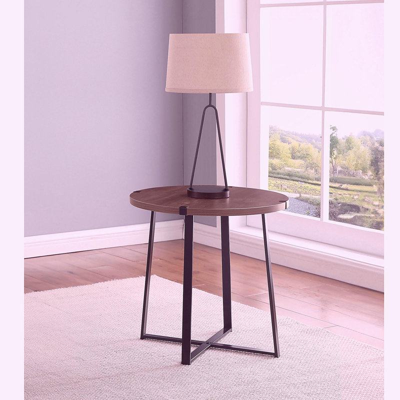 Table d'appoint en bois d'ingénierie Hayes