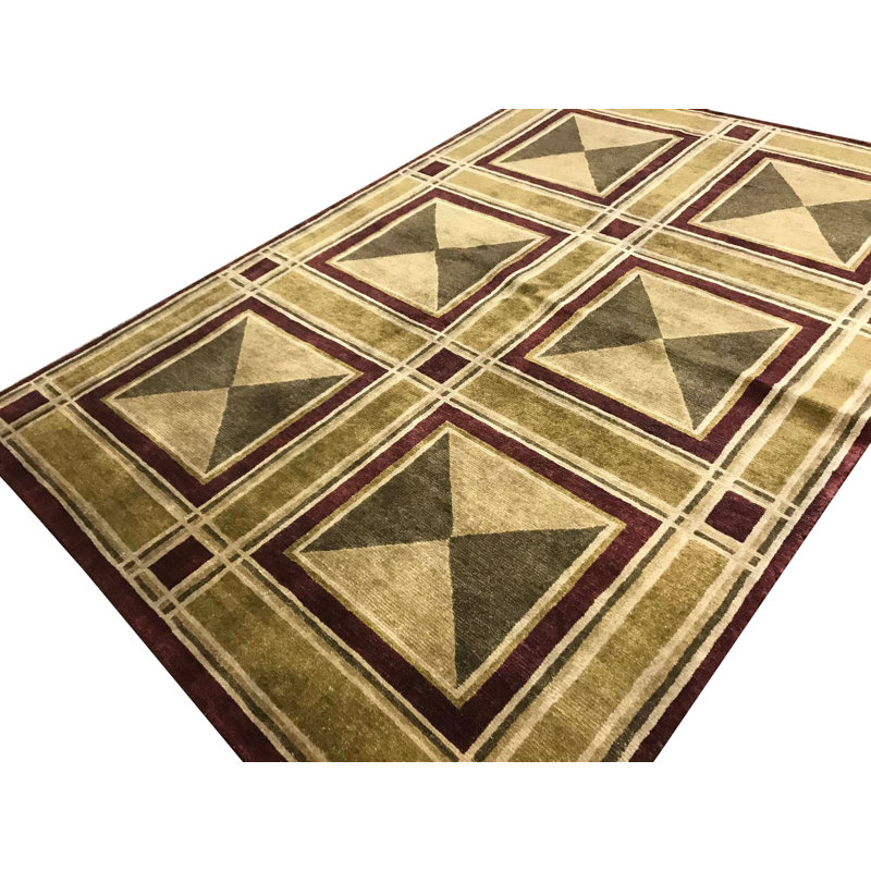Tapis brun de haute qualité noué à la main