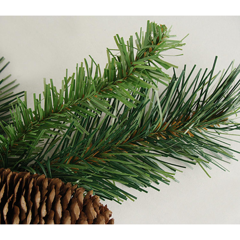 Guirlande Dakota Red Pine, l 12 po x P 12 po x L 600 po