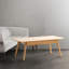 La table multifonctionnelle 100% bois massif peut être utilisée comme table centrale, table basse, table basse ou bureau personnel