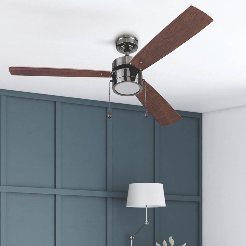 Ventilateur de plafond 52 po avec lumière DEL Madrona, Noir mat, Chêne
