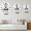 Portrait monochrome d'une femme portant une robe de soirée - horloge murale moderne-60327882