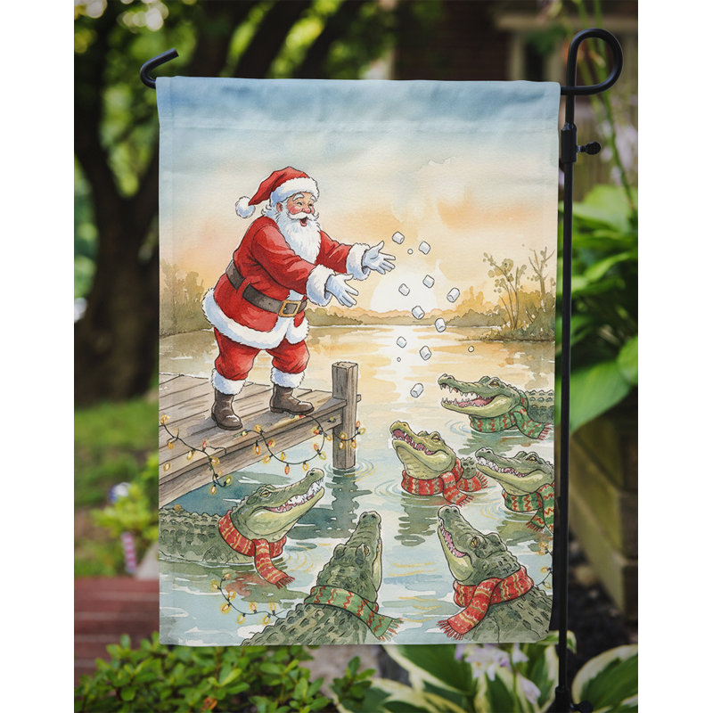 Cajun père Noël nourrissant le drapeau du jardin de Noël des Gators, Taille du jardin, Cajun Santa Feeding the Gators