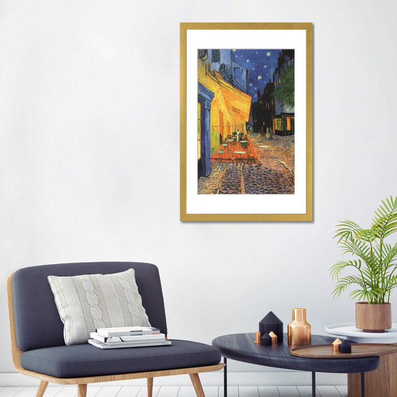 «The Cafe Terrace On The Place Du Forum», impression encadrée sur papier par Vincent Van Gogh, 1888, Encadrement doré