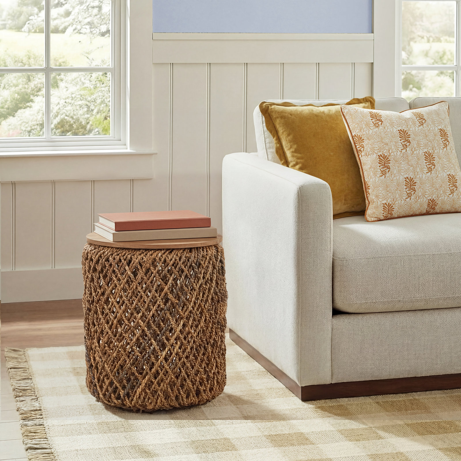 Lycus End Table, 17.72" H x 14.98" W x 14.98" D
