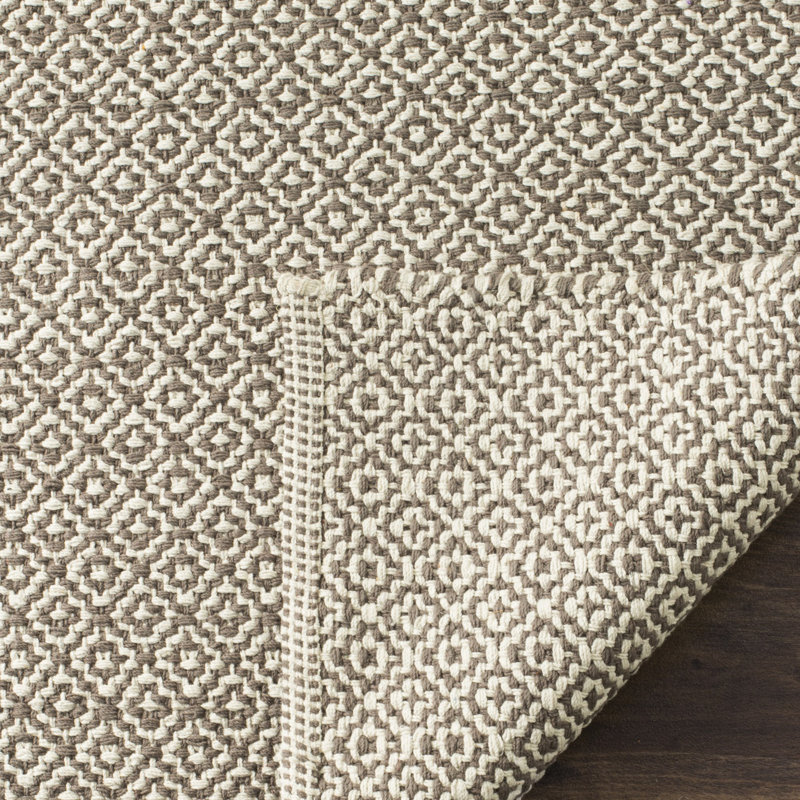 Bester Hand Woven Cotton Geometric Rug, Rectangle 2'6" x 4'