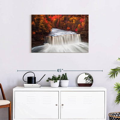 Alvord Tahquamenon Falls en automne