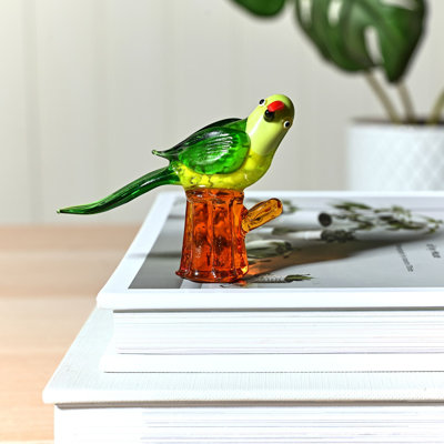 Figurines & Sculptures