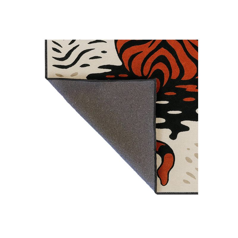 Tapis beige tissé à imprimé tigre Mosso, 4 pi 11 po x 9 pi 10 po