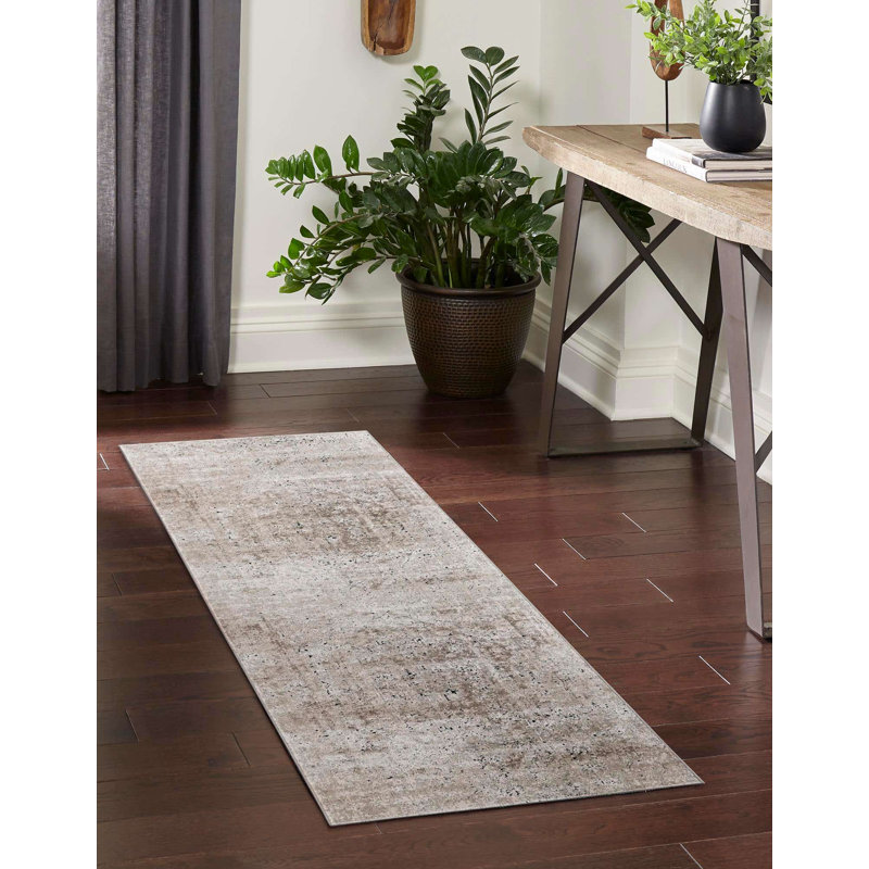 Arleaner Indoor Rug, Runner 2' x 6'9"