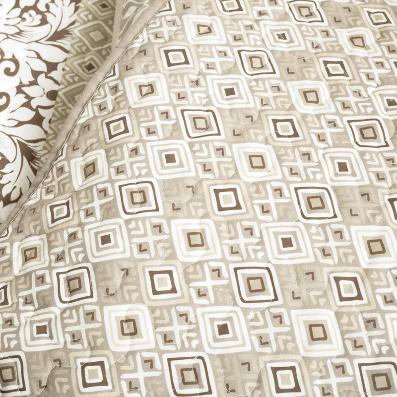 Neutral Reversible Cotton Full Quilt Set with Pillow Shams