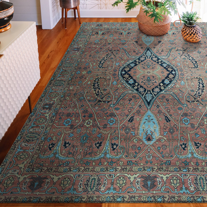 Hand Woven Wool Oriental Area Rug