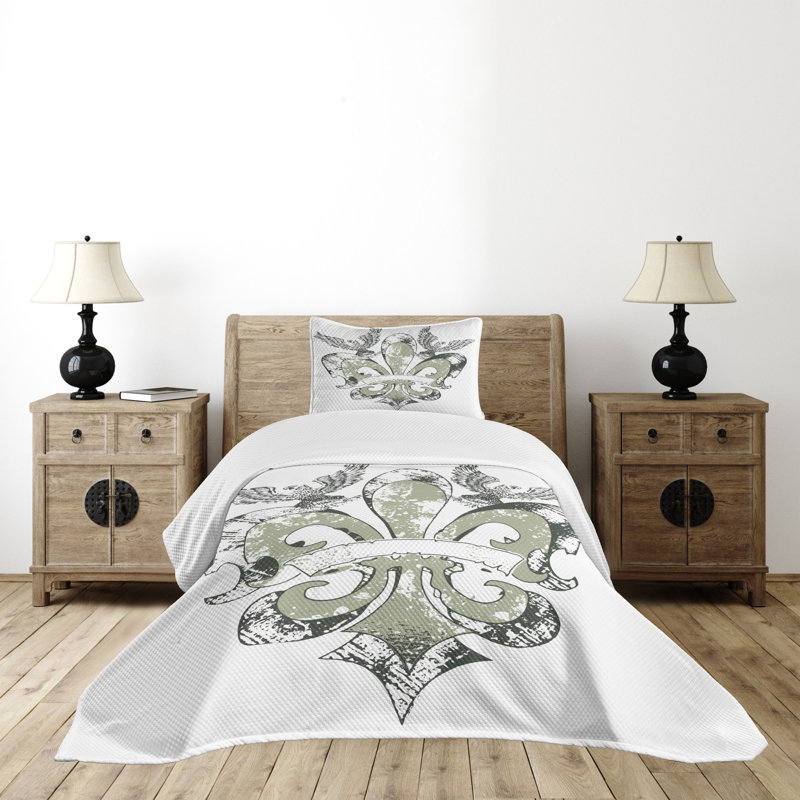 Ambesonne Floral Bedspread Set Eagle Emblem Victorian Tan White, Twin Coverlet / Bedspread + 1 Standard Sham