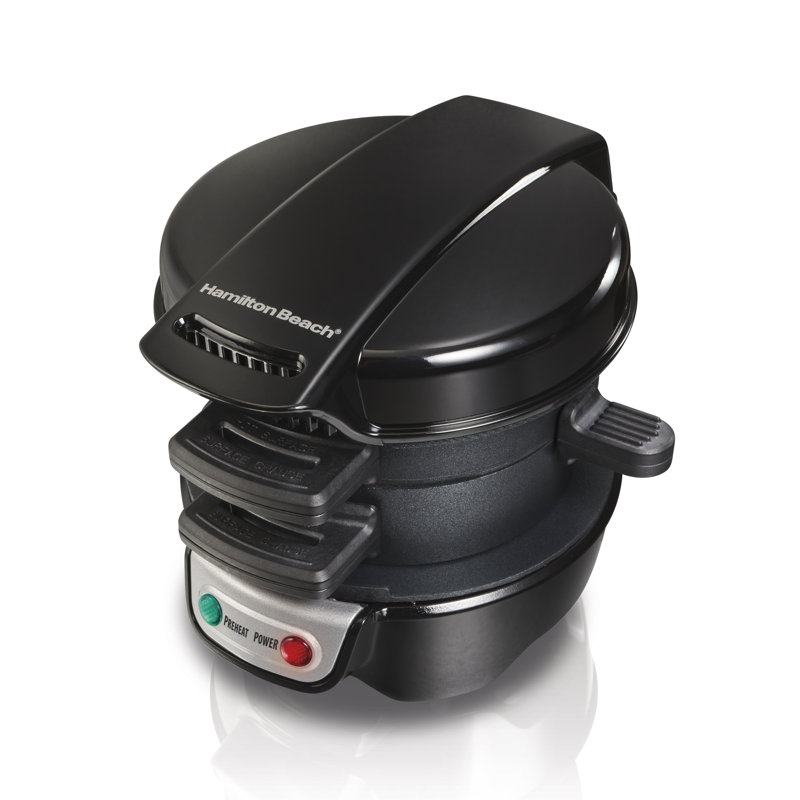 Machine à sandwich pour le déjeuner avec anneau de cuisson des œufs Hamilton Beach, Noir, noir, noir, noir